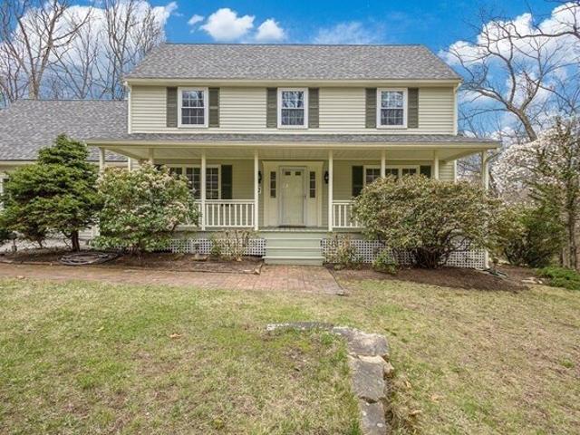 House for sale in Mendon, Massachusetts