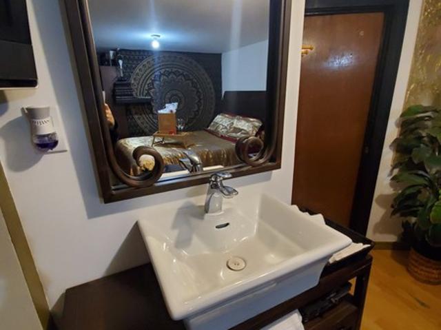 Room for rent in Toronto, Ontario