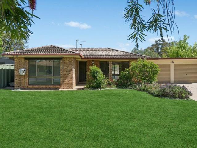 House for sale in Lake Albert, Wagga Wagga City Council