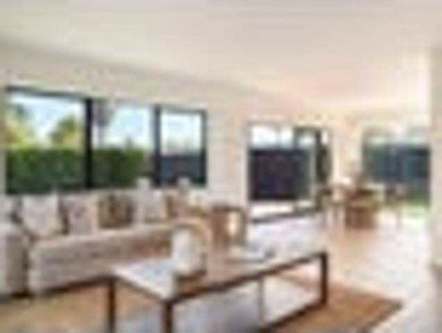 House for sale in Palm Springs, Papamoa