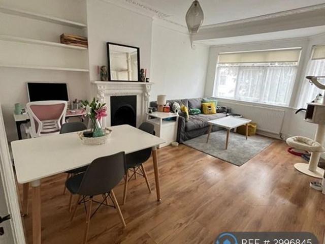 Apartment for rent in Hendon Central, The Hyde