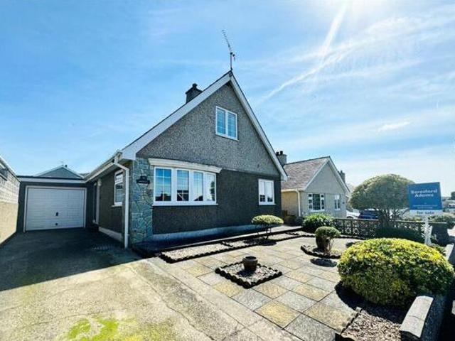 House for sale in Pwllheli, Gwynedd
