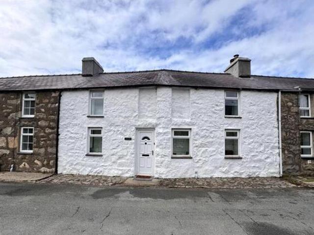House for sale in Pwllheli