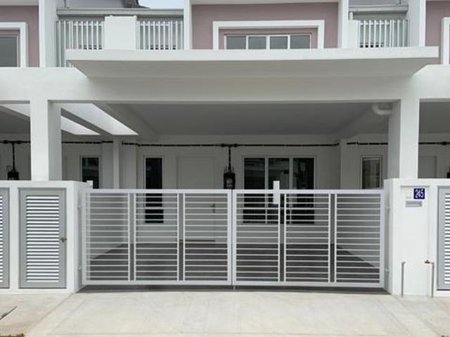 Terraced House for sale in Sendayan Village, Negeri Sembilan