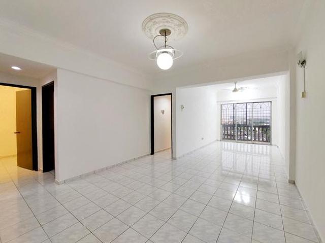 Apartment for sale in Kajang, Langat