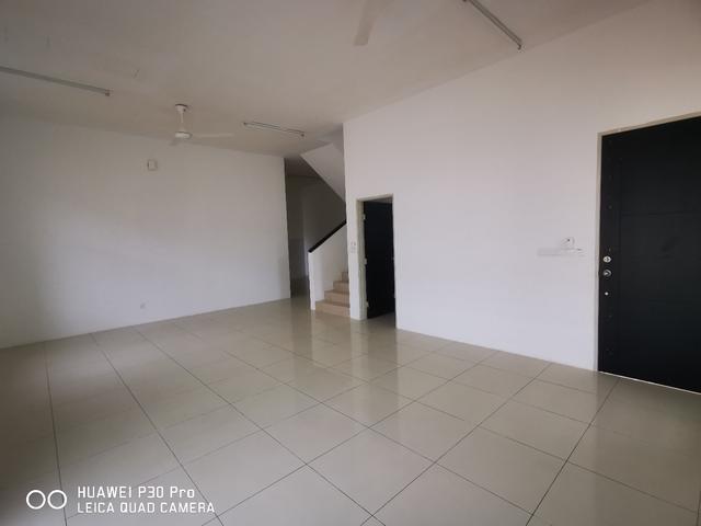 Terraced House for rent in Wellesley, Penang