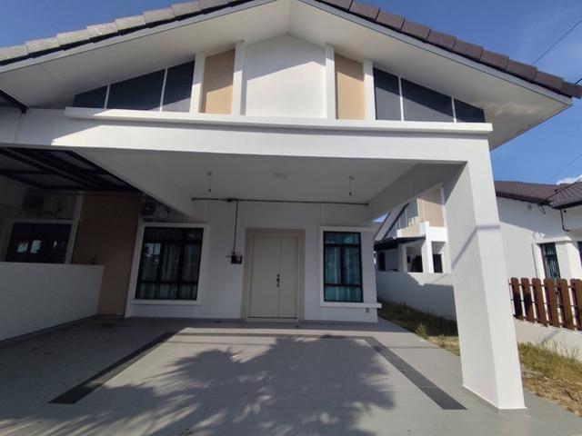 House for rent in Malaka