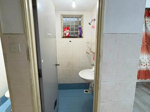 Flat for sale in Petaling, Alam Impian