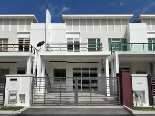 Terraced House for sale in Sendayan Village, Negeri Sembilan