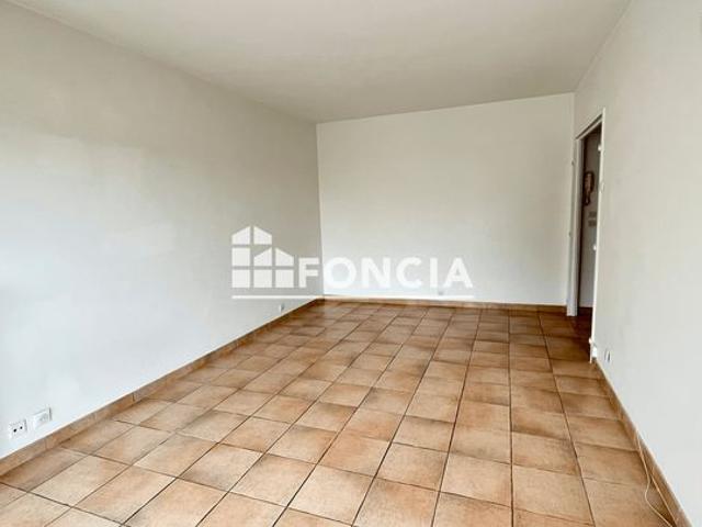 Appartement vente à Maurepas, Somme