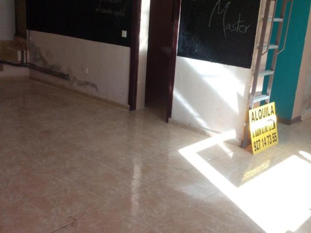 Local Comercial en alquiler en Coria, Extremadura