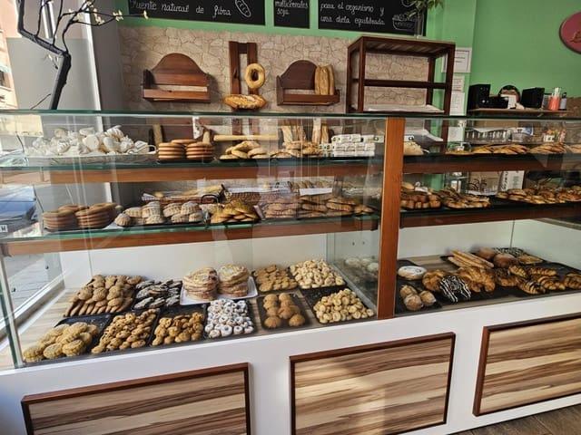 Local Comercial en alquiler en Alicante, Nostra Senyora de Gràcia