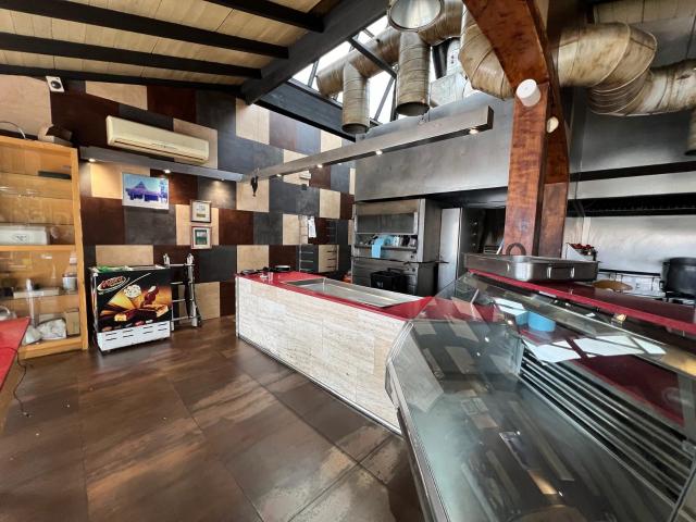 Local Comercial en alquiler en Cubelles, Cortes