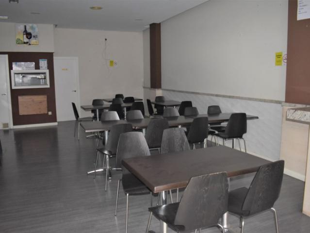 Local Comercial en venta en As Viñas, Arteixo