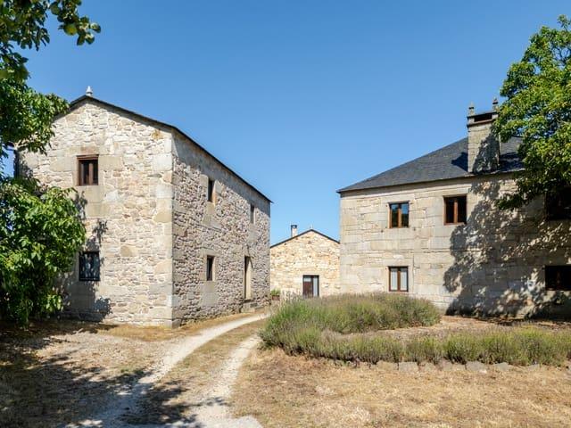 Local Comercial en venta en Friol, Lugo