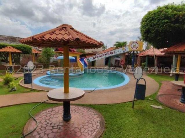 Local Comercial en venta en Cacique Mara, Maracaibo