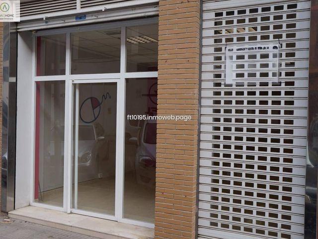 Local Comercial en venta en Oliva, València / Valencia