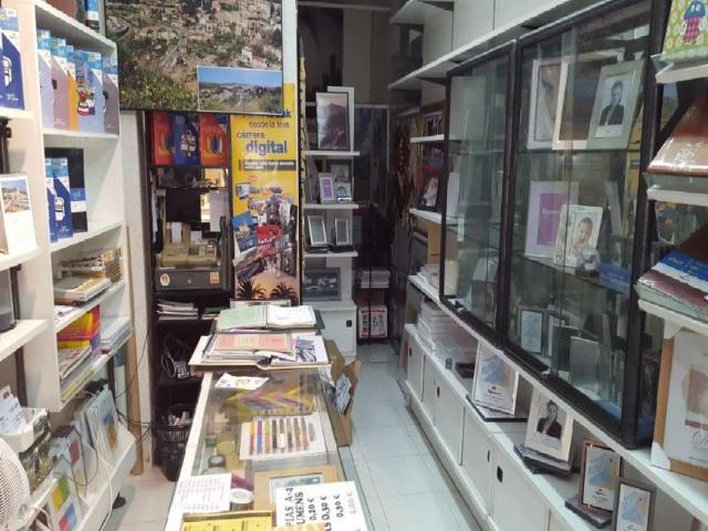 Local Comercial en alquiler en Bages, Catalunya