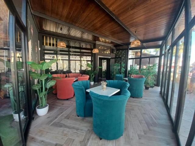 Local Comercial en alquiler en Dehesa de Campoamor, el Baix Segura / La Vega Baja