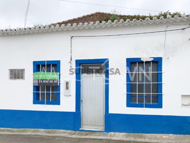 Armazém venda em Alcanena, Santarém