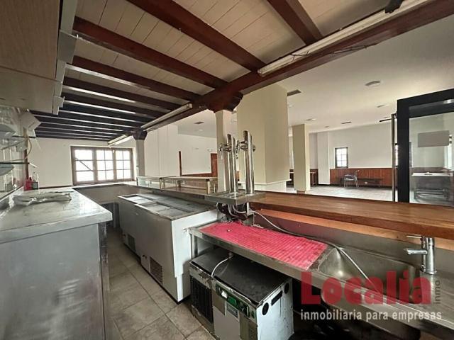 Local Comercial en alquiler en Requejada, Polanco