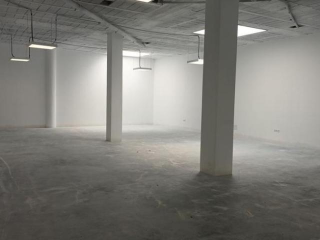 Local Comercial en alquiler en San Luis de Sabinillas, Costa del Sol Occidental