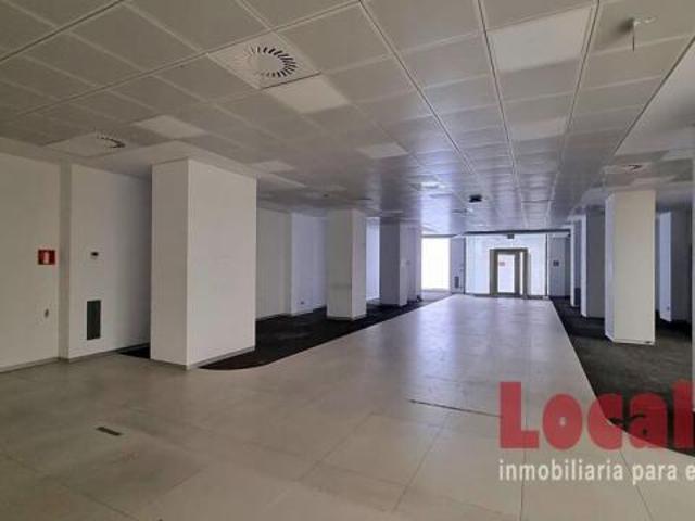 Local Comercial en alquiler en Torrelavega, Cantabria