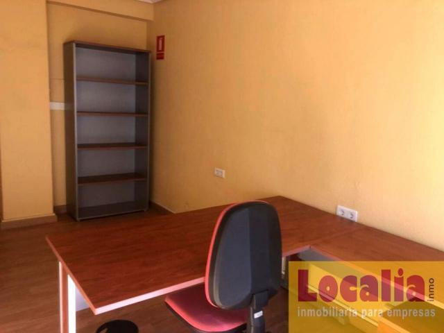 Local Comercial en alquiler en Campuzano, Torrelavega
