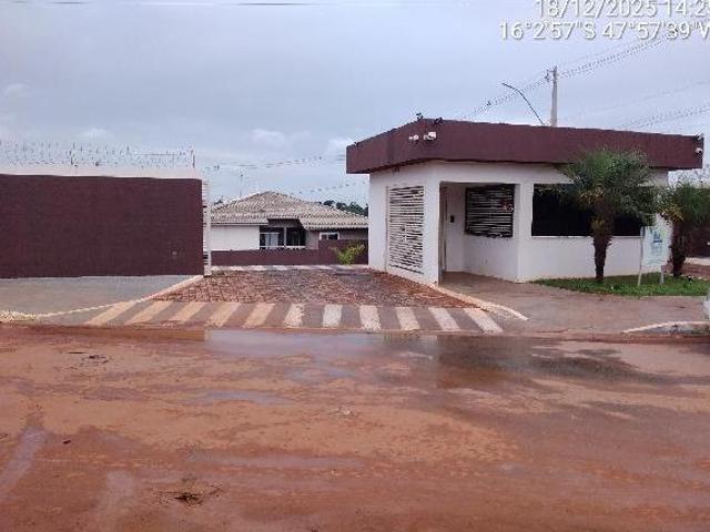 Apartamento venda em Região Geográfica Imediata de Luziânia, Região Integrada de Desenvolvimento do Distrito Federal e Entorno