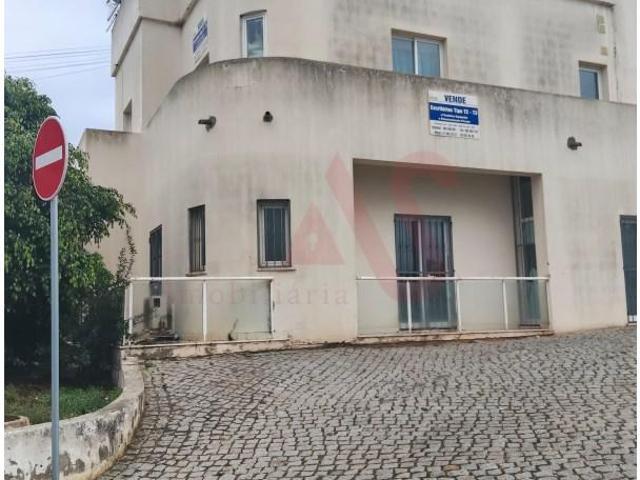 Loja venda em Cortesões, Albufeira