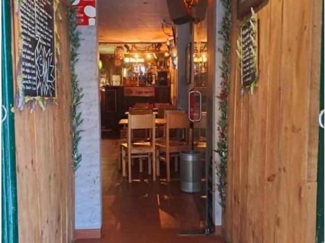 Loja alugar em Almada, Setúbal