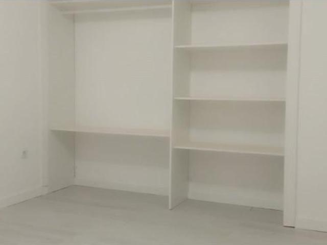 Loja venda em Almada, Setúbal