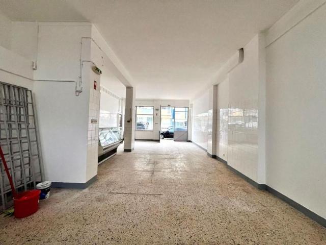 Loja venda em Damaia, Amadora