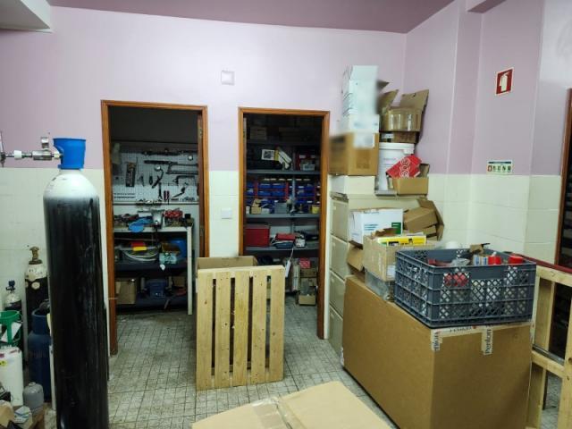 Loja venda em Moinhos da Funcheira, Amadora