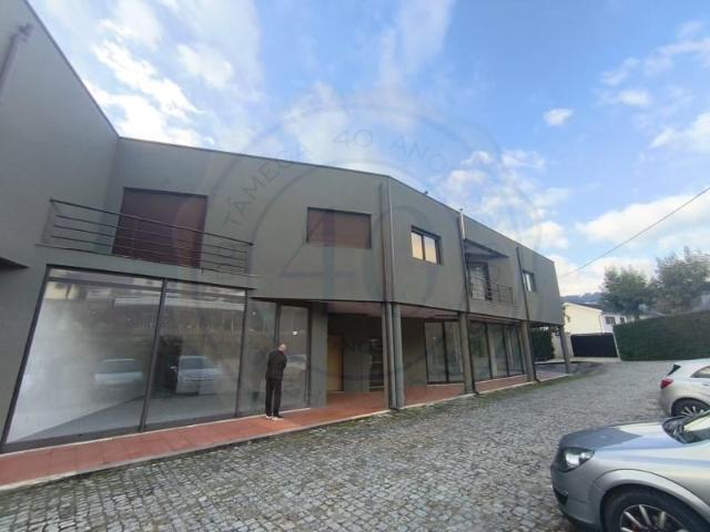 Loja alugar em Amarante, Porto