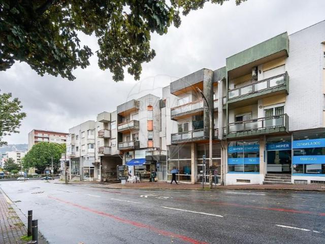 Loja alugar em Braga (São Vítor), Braga