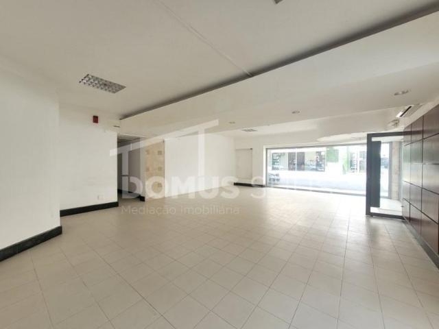 Ponto Comercial alugar em Faro