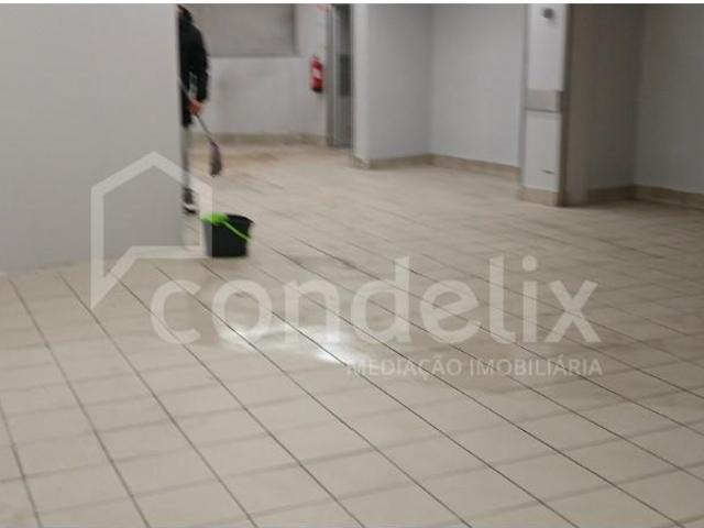 Ponto Comercial alugar em Gondomar, Aldeia Nova