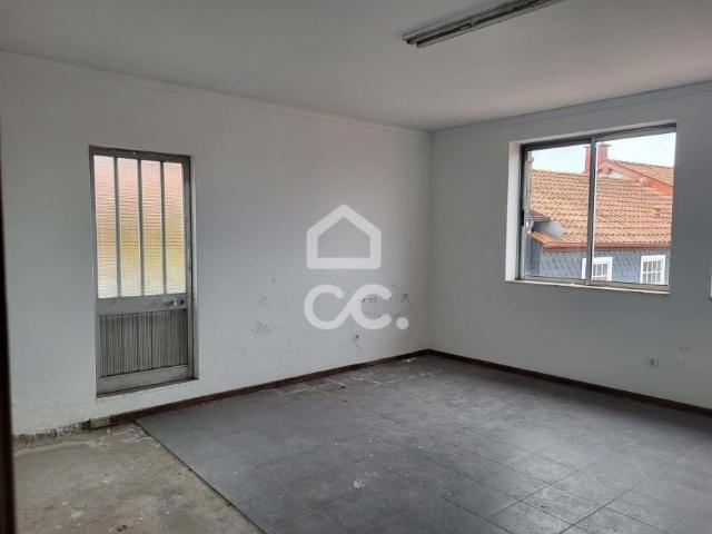 Loja alugar em Guimarães, Braga