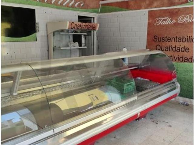 Loja alugar em Quinta do Lambert, Lisboa