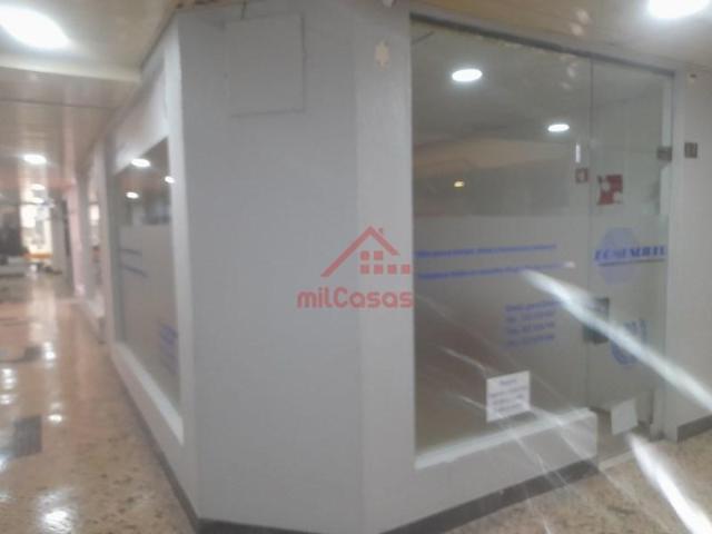 Loja alugar em Quinta do Lambert, Lisboa