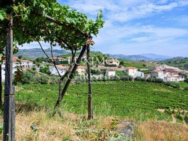 Loja venda em Santa Marta De Penaguião, Vila Real