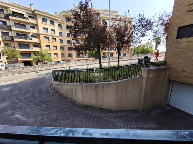 Loja venda em Santiago Dos Velhos, Lisboa