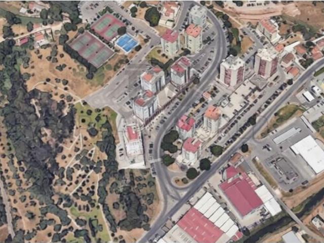 Loja venda em Santiago Dos Velhos, Lisboa