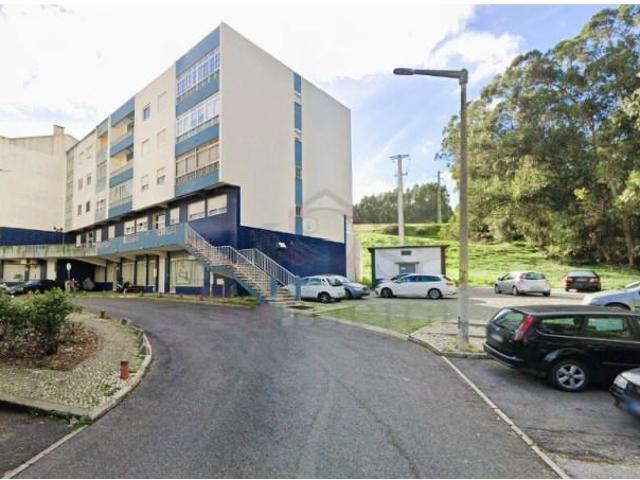 Loja venda em Santiago Dos Velhos, Lisboa