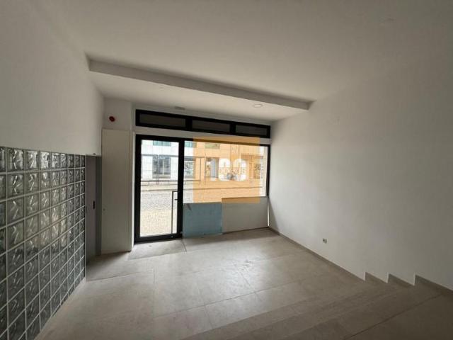 Loja alugar em Maia, Gueifães