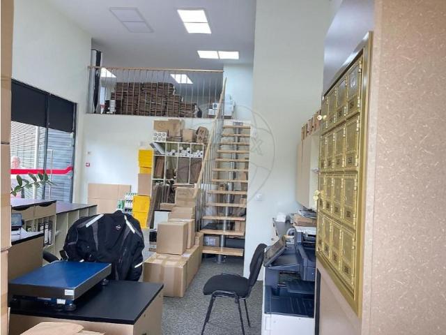 Ponto Comercial alugar em Maia, Barreiros