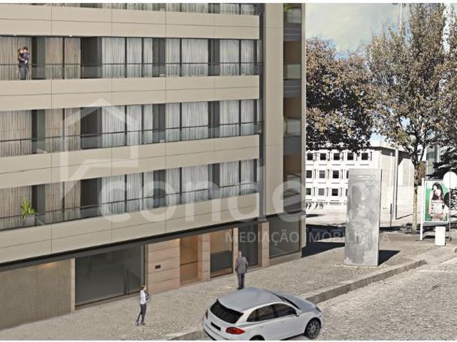 Ponto Comercial alugar em Maia, Brandinhães
