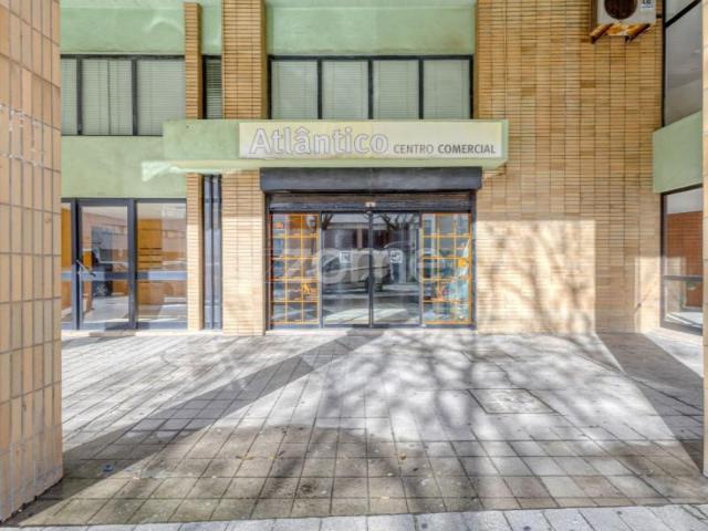 Loja alugar em Porto