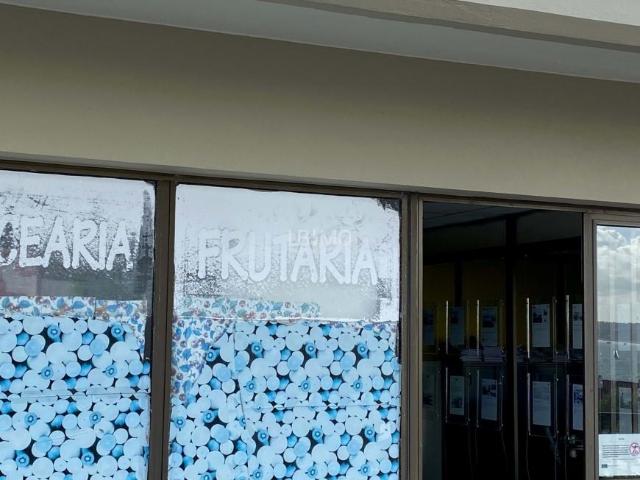 Loja alugar em Oeiras, Lisboa